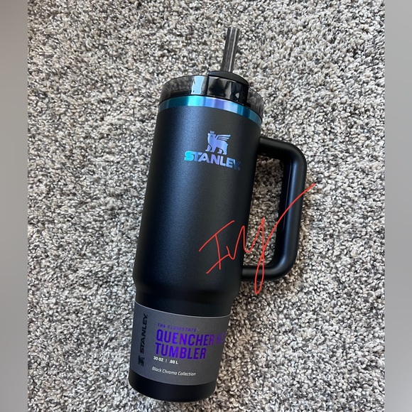 NEW Limited Edition Black Chroma 30oz Stanley cup - Picture 3 of 7